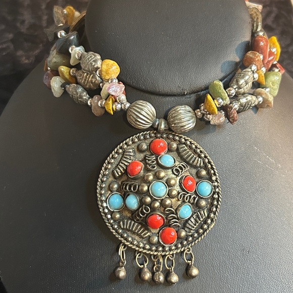 Vintage Tibetan Silver Tribal Necklace with genuine stones - Picture 1 of 5